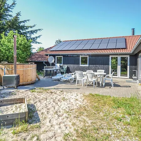 Amazing In Ringkobing With Kitchen Prázdninový dům Søndervig