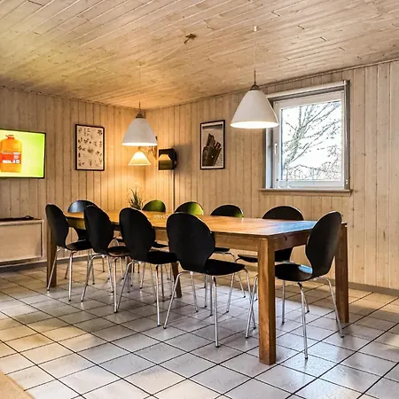 Amazing In Ringkobing With Kitchen Sondervig